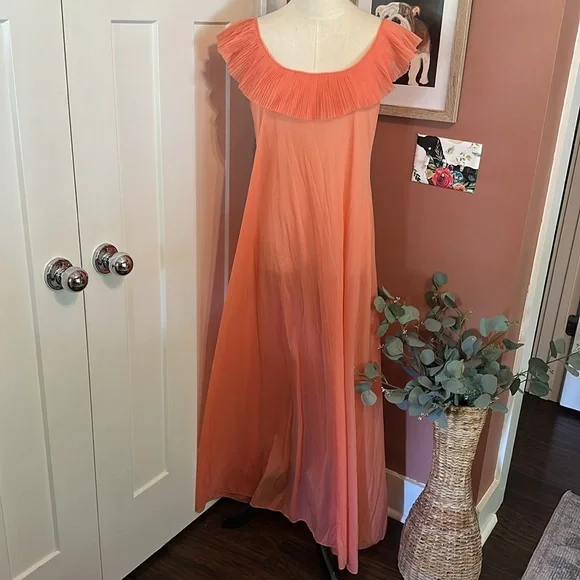 Vtg Vanity Fair coral pleats waist tie S Off-Shoulder flutter sleeve nightgown - Picture 11 of 16
